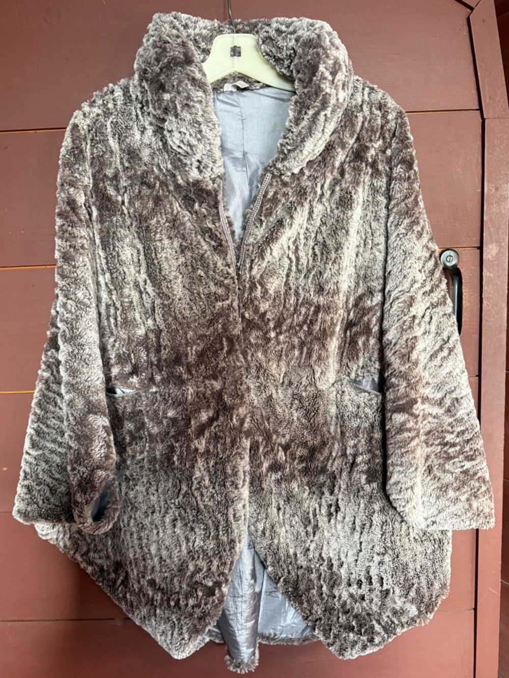 Plush Taupe Jacket for Women - Cozy Faux Fur Coat